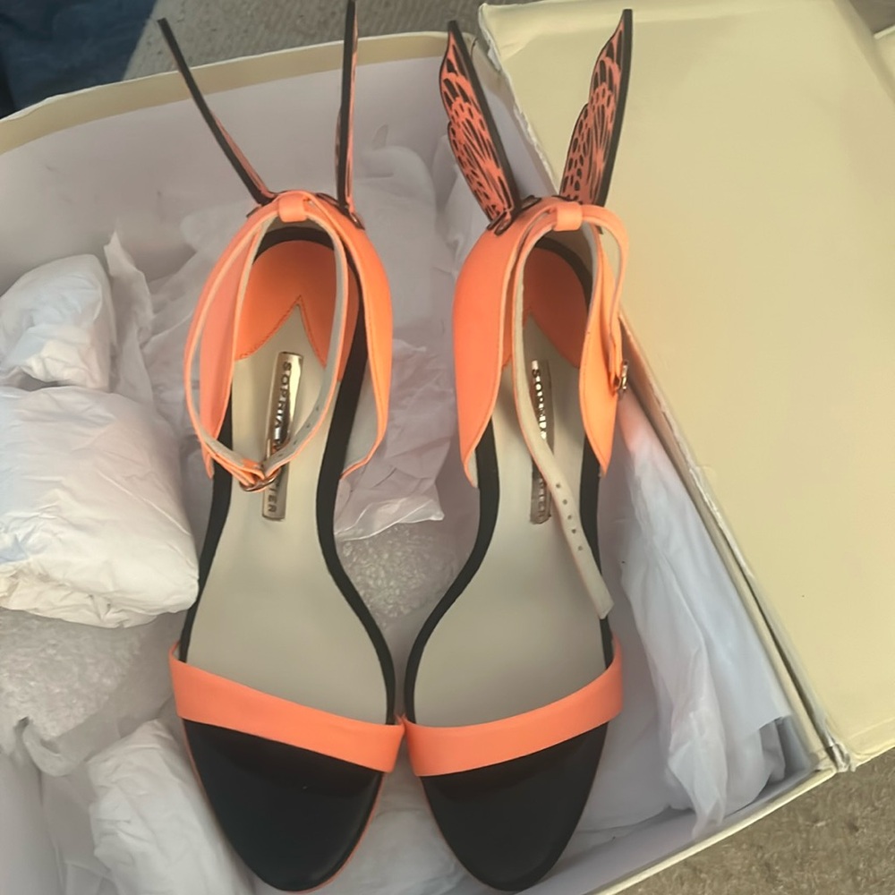 High heel shoes